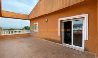 Resale - 3 Floor Townhouse - Salinas