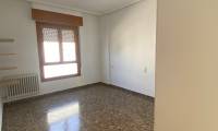 Resale - 3 Floor Townhouse - Sax