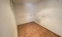 Resale - Apartment - Sax