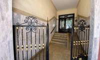 Resale - Apartment - Sax