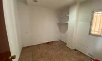 Resale - Apartment - Sax