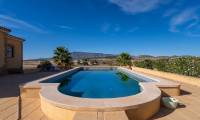 Resale - Villa - Cañada Del Trigo