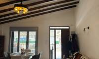 Resale - Villa - Petrer
