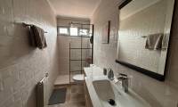 Resale - Villa - Petrer