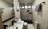Resale - Villa - Petrer