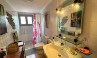 Resale - Villa - Petrer