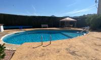 Resale - Villa - Petrer