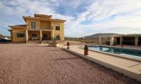 Resale - Villa - Pinoso