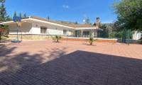 Resale - Villa - Salinas