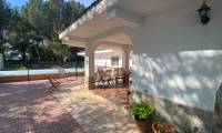 Resale - Villa - Salinas