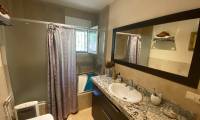 Resale - Villa - Salinas
