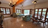 Resale - Villa - Sax