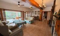 Resale - Villa - Sax
