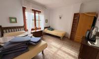 Resale - Villa - Sax