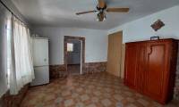 Resale - Villa - Sax