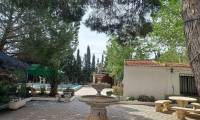 Resale - Villa - Sax