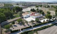 Resale - Villa - Villena