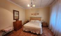 Resale - Villa - Villena