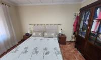 Resale - Villa - Villena