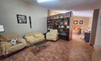 Resale - Villa - Villena