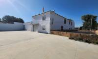 Resale - Villa - Villena