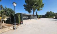 Resale - Villa - Villena