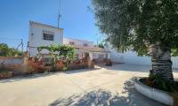 Resale - Villa - Villena
