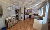 Resale - Villa - Villena
