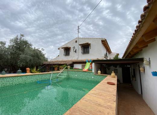 Villa - Resale - Sax - 18216