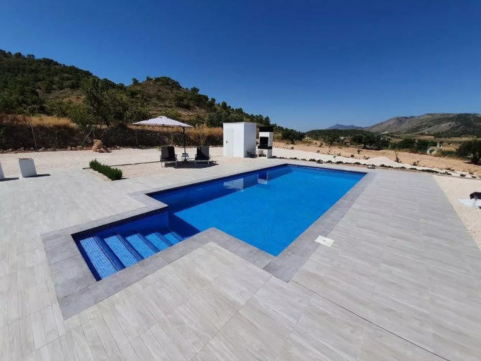 New Build Villa Three Bedrooms Pinoso with Pool and Garage