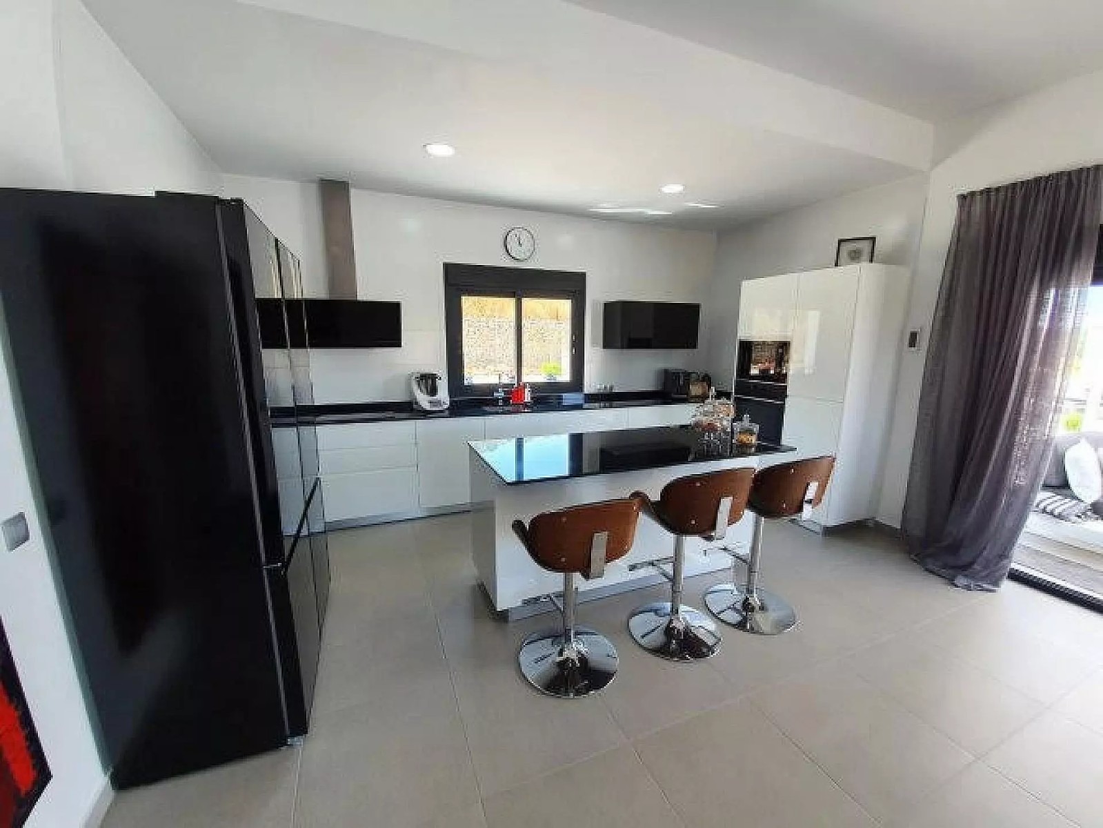 New Build Villa Three Bedrooms Pinoso with Pool and Garage