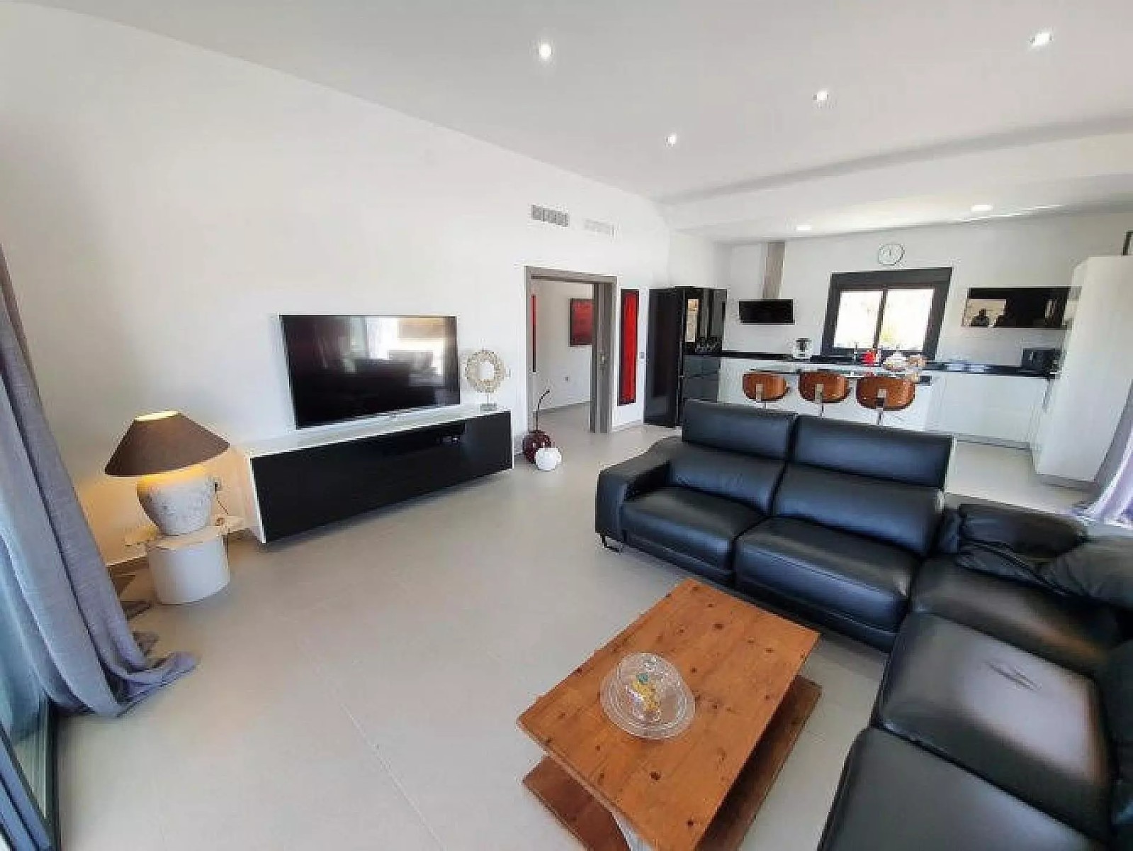New Build Villa Three Bedrooms Pinoso with Pool and Garage
