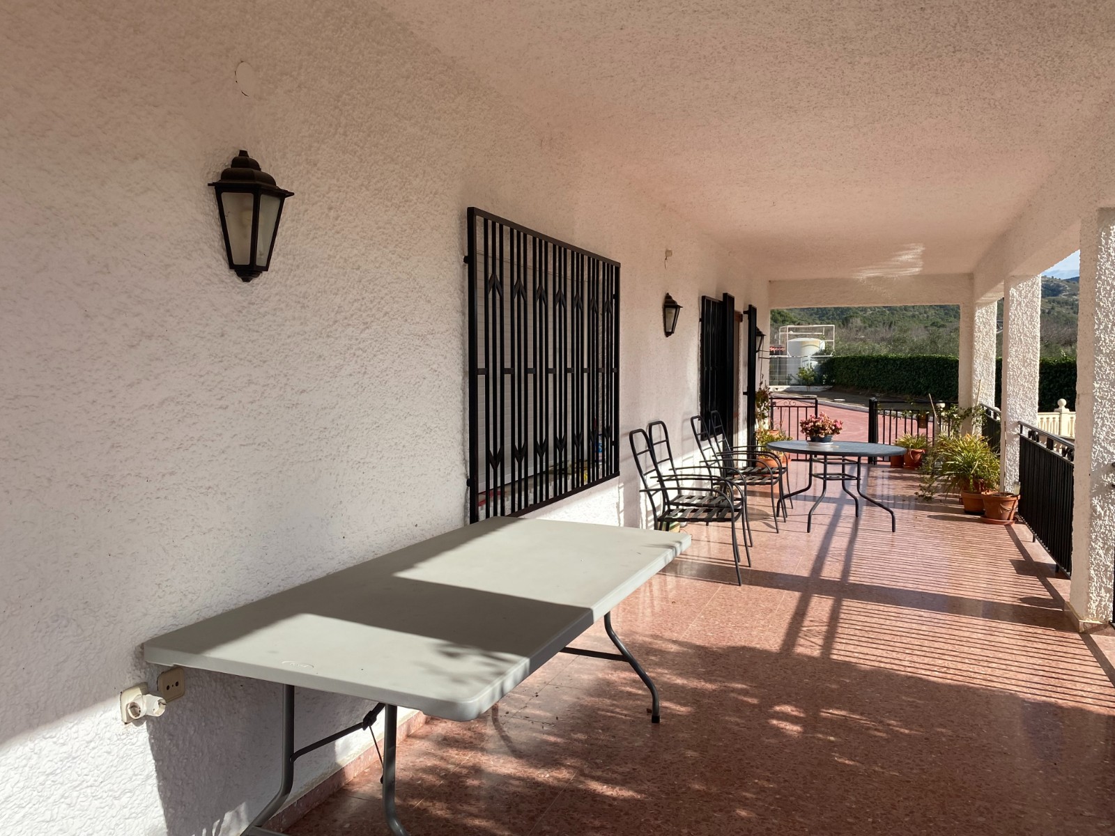 Finca, 4 Slaapkamers, Sax, Alicante met Zwembad en Tennisbaan