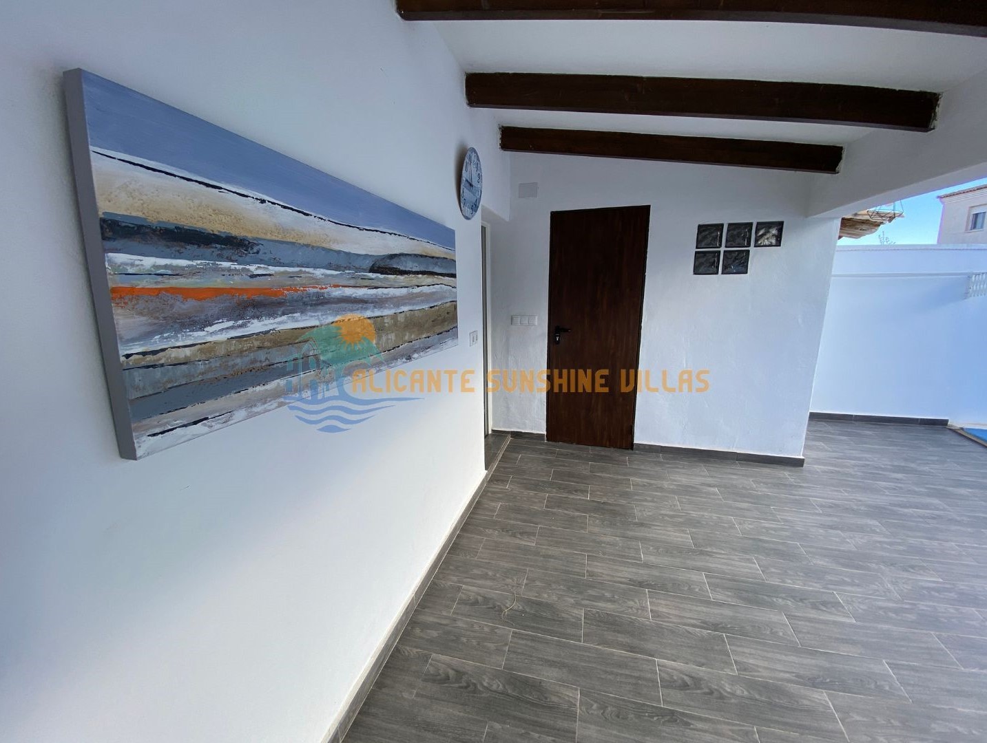 Townhouse 4 Bedrooms, Private Pool and Garage in Salinas
