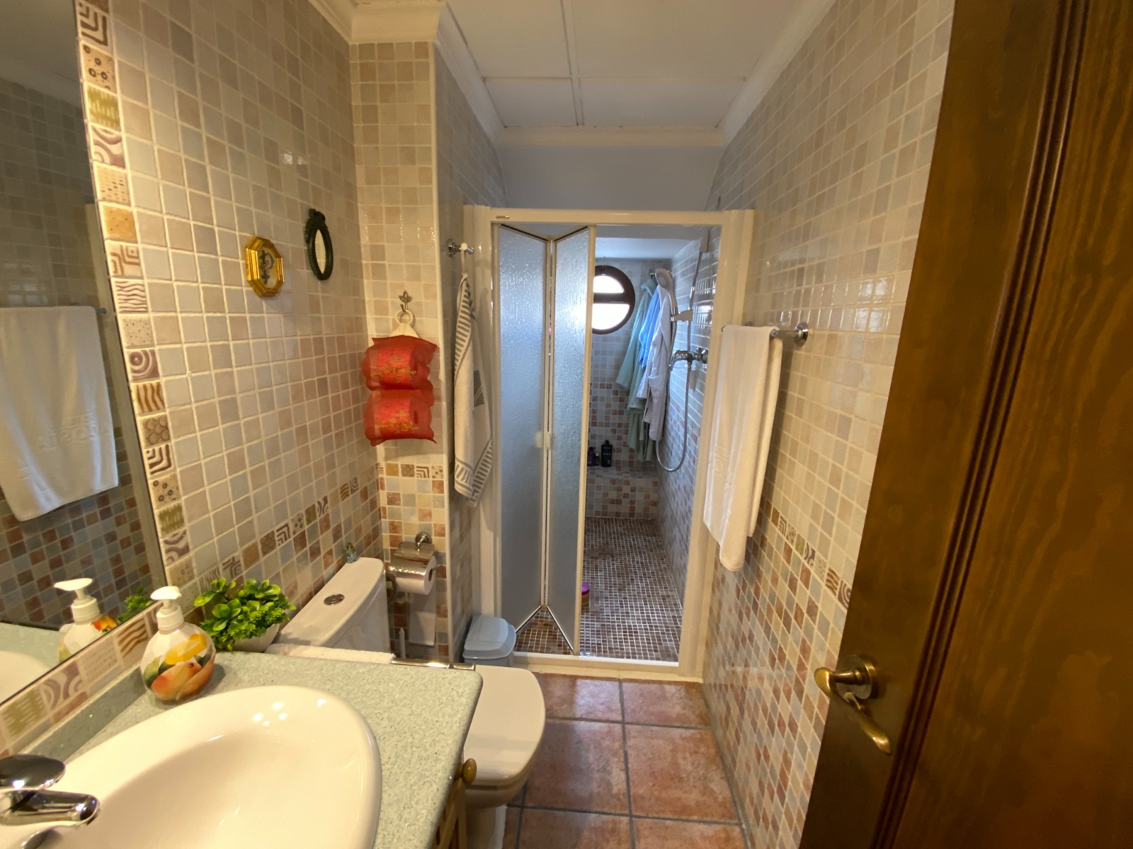 Rijwoning met 5 Slaapkamers in Sax, Alicante met Garage en Terras