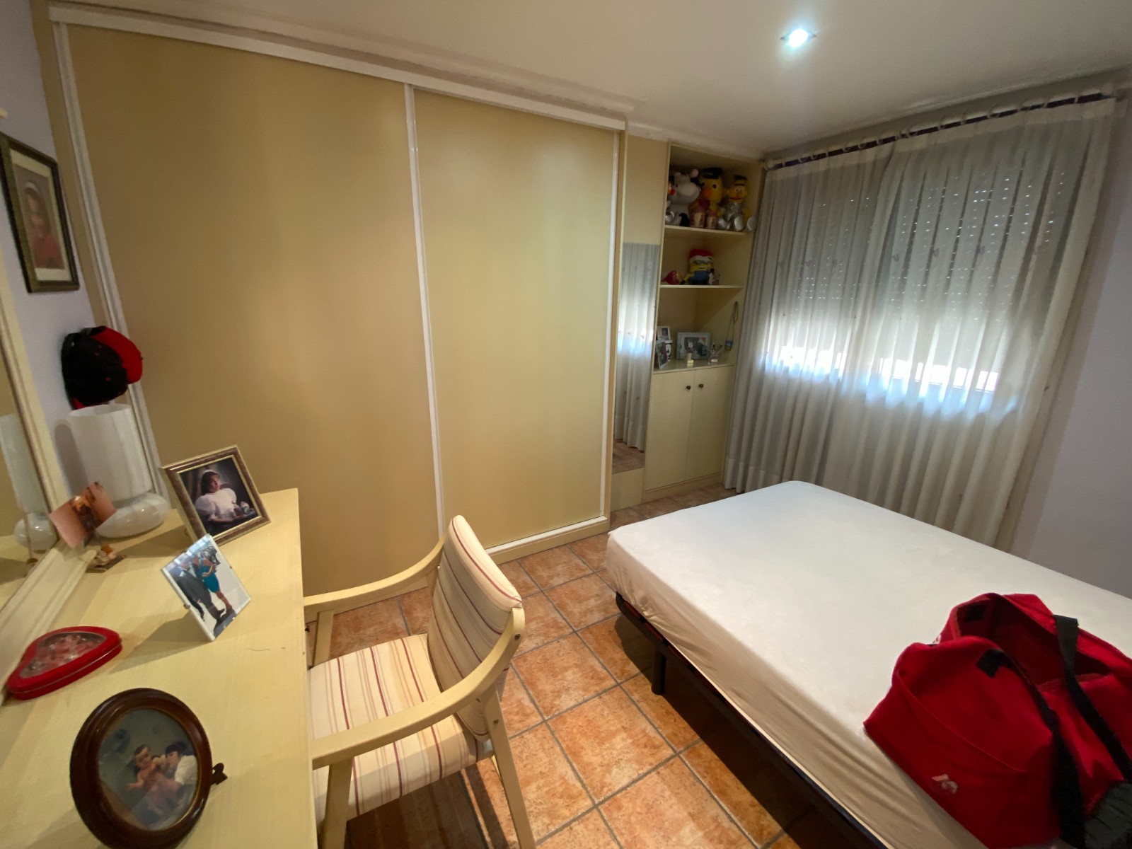 Rijwoning met 5 Slaapkamers in Sax, Alicante met Garage en Terras