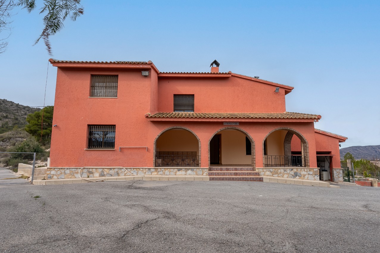 6 bedroom house / villa for sale in Monóvar, Costa Blanca