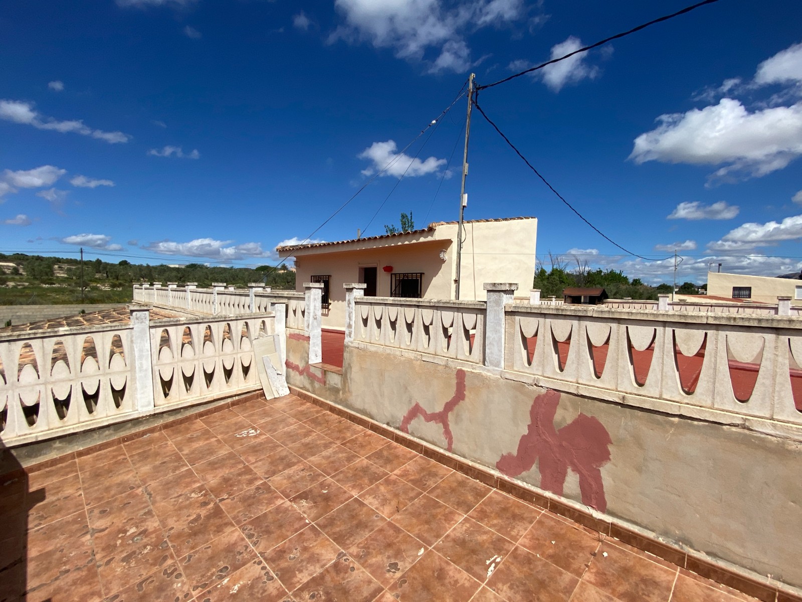 Finca met 6 Slaapkamers en Zwembad in Sax, Alicante