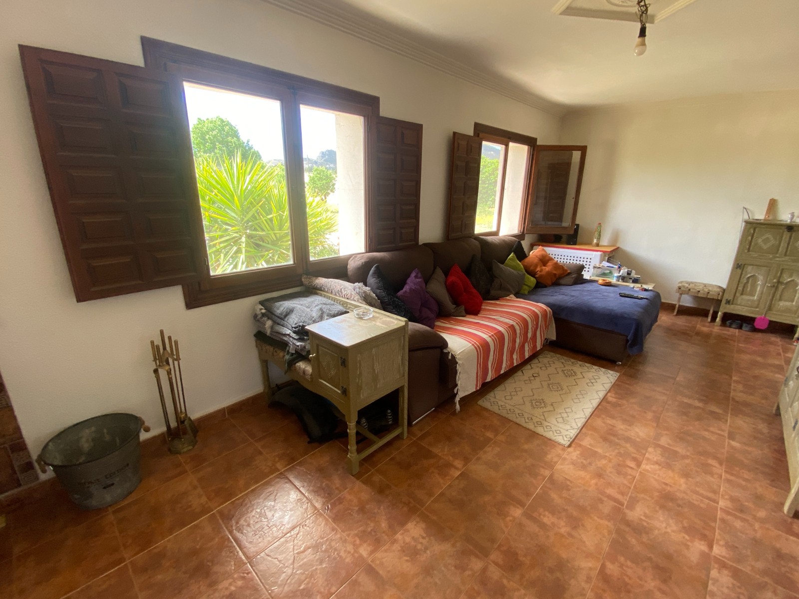 Finca met 6 Slaapkamers en Zwembad in Sax, Alicante