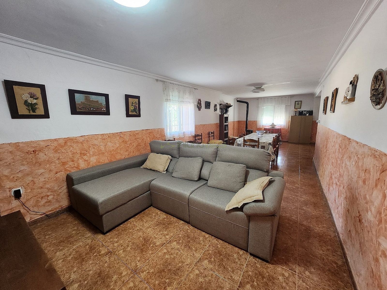 Seven Bedroom Villa with Pool in Villena, Alicante Countryside