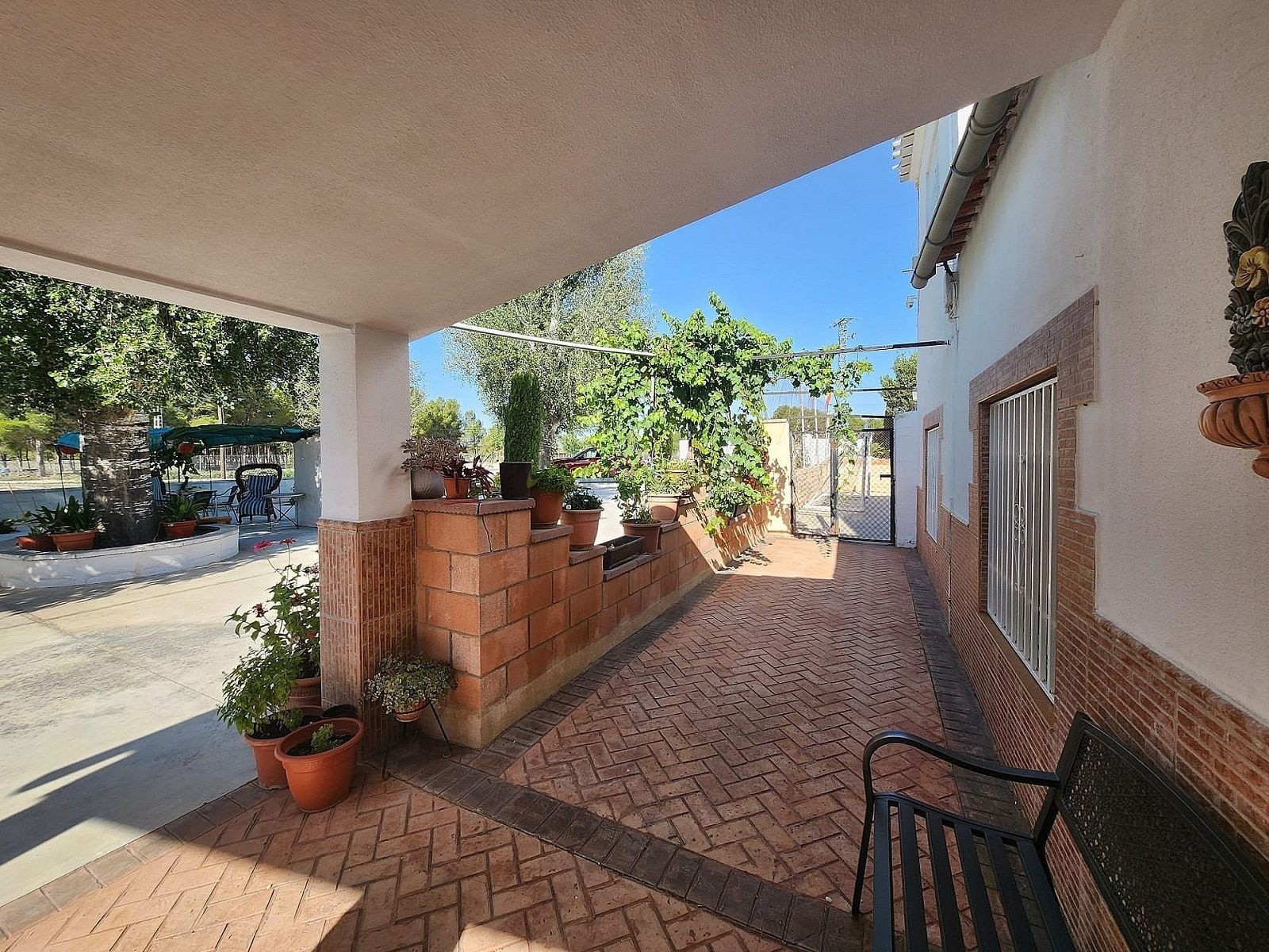 Seven Bedroom Villa with Pool in Villena, Alicante Countryside