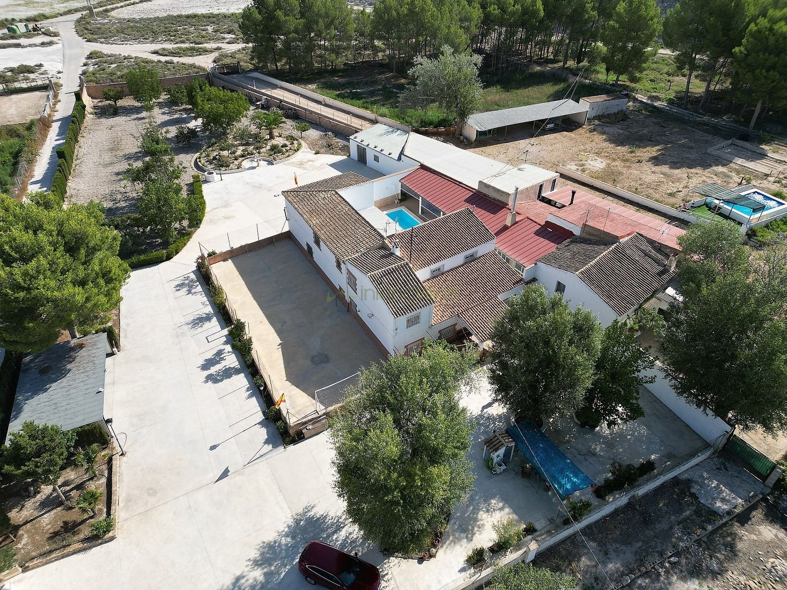 Seven Bedroom Villa with Pool in Villena, Alicante Countryside
