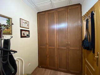 Herenhuis 5 Slaapkamers Sax met Zwembad en Garage