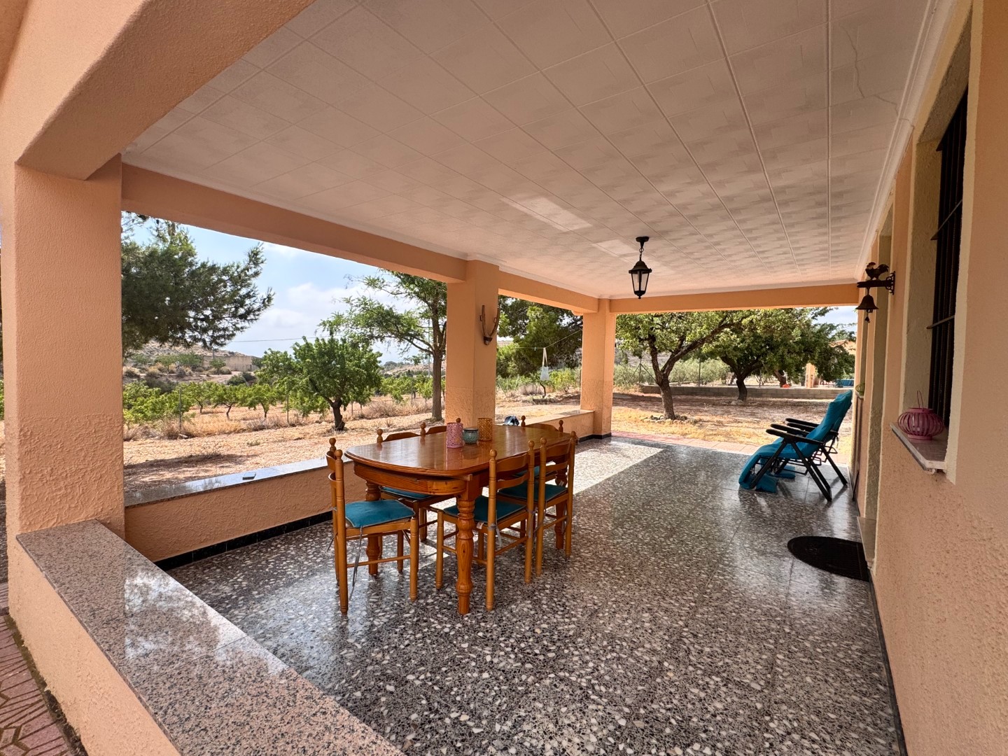 Villa, 3 Bedrooms, Monóvar with Pool and Extensive Plot
