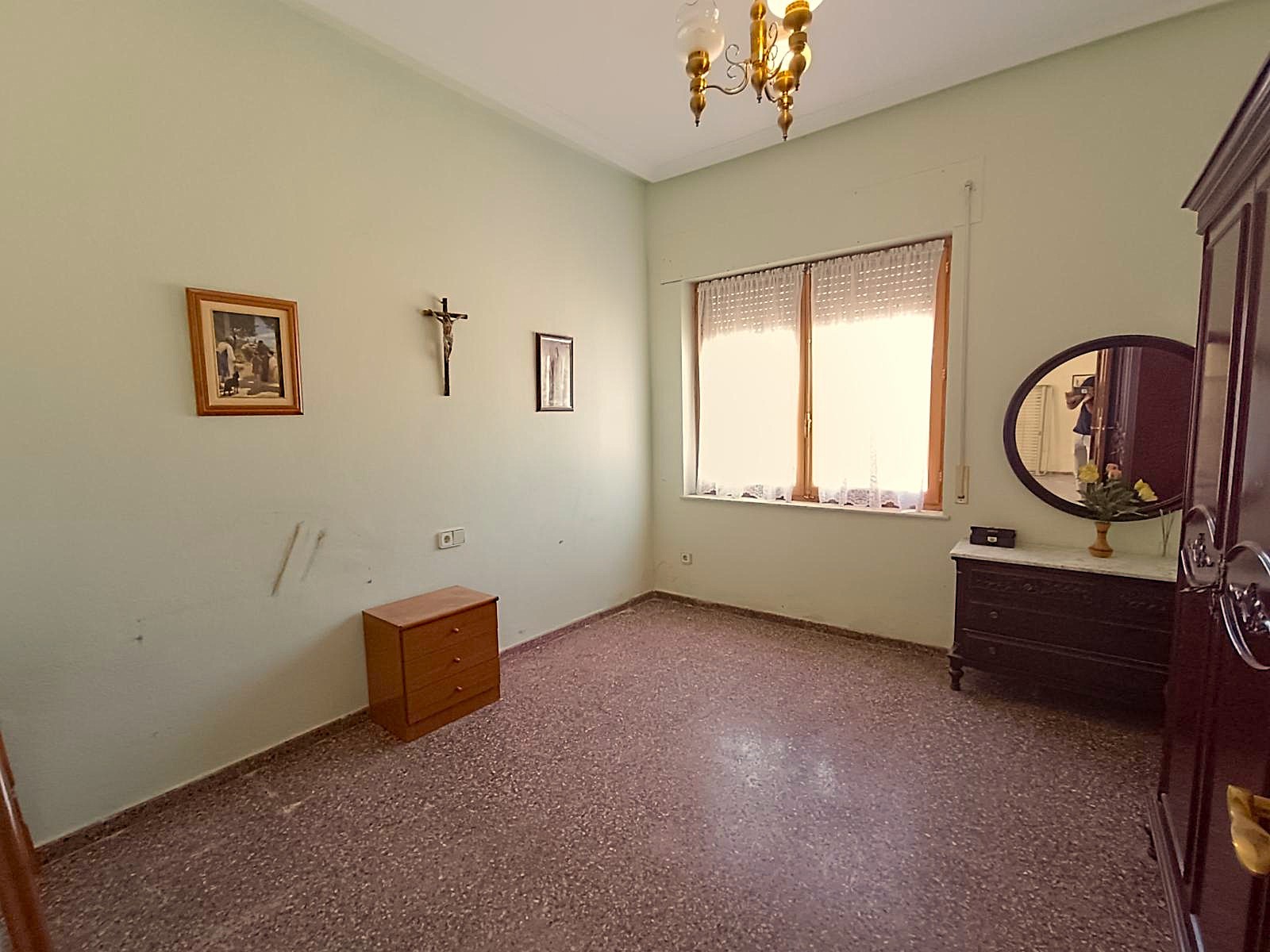 Finca 6 Slaapkamers Monóvar Alicante met Uitgebreide Paardenfaciliteiten