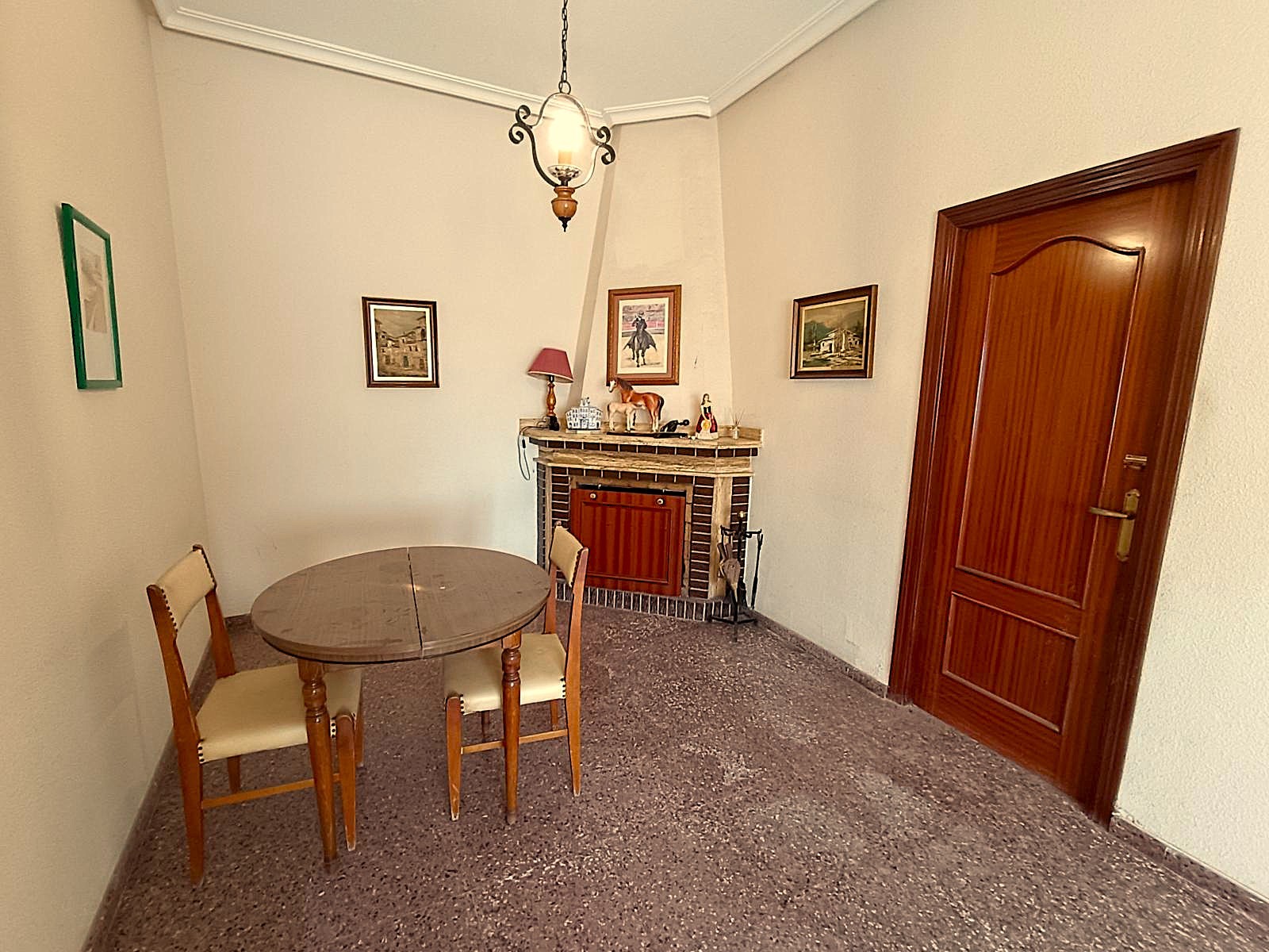 Finca 6 Slaapkamers Monóvar Alicante met Uitgebreide Paardenfaciliteiten