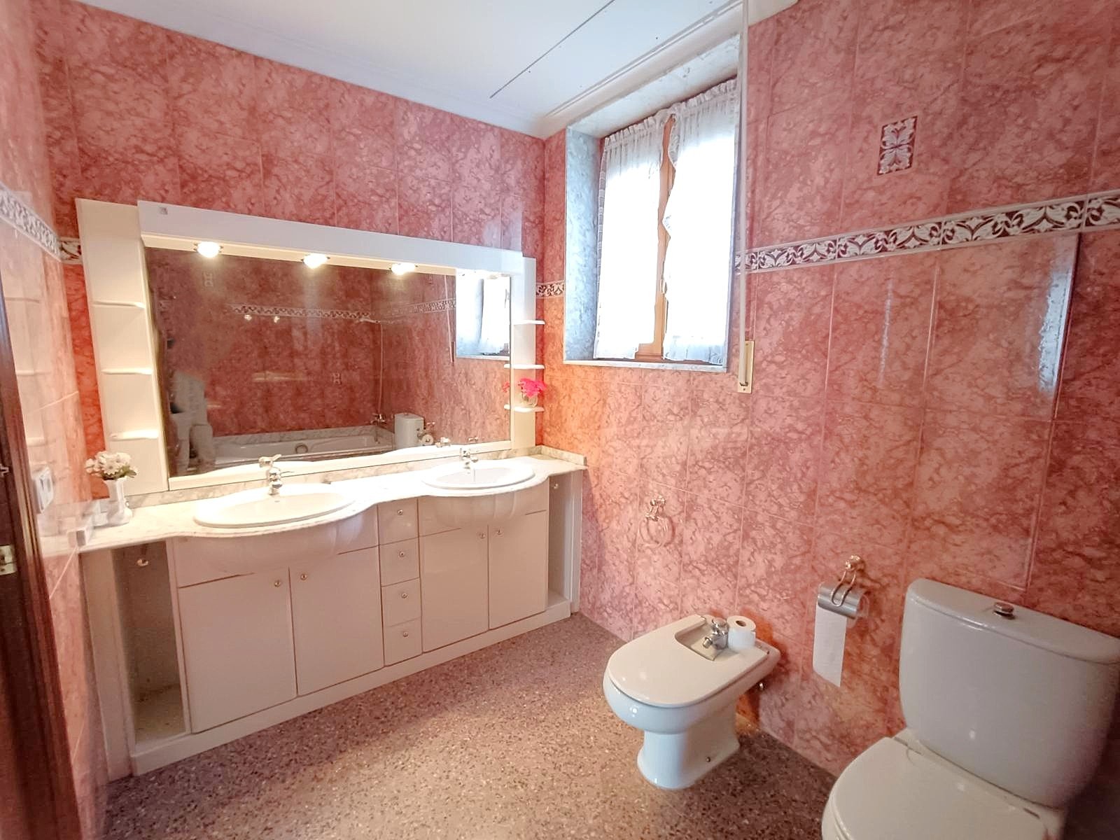 Finca 6 Slaapkamers Monóvar Alicante met Uitgebreide Paardenfaciliteiten