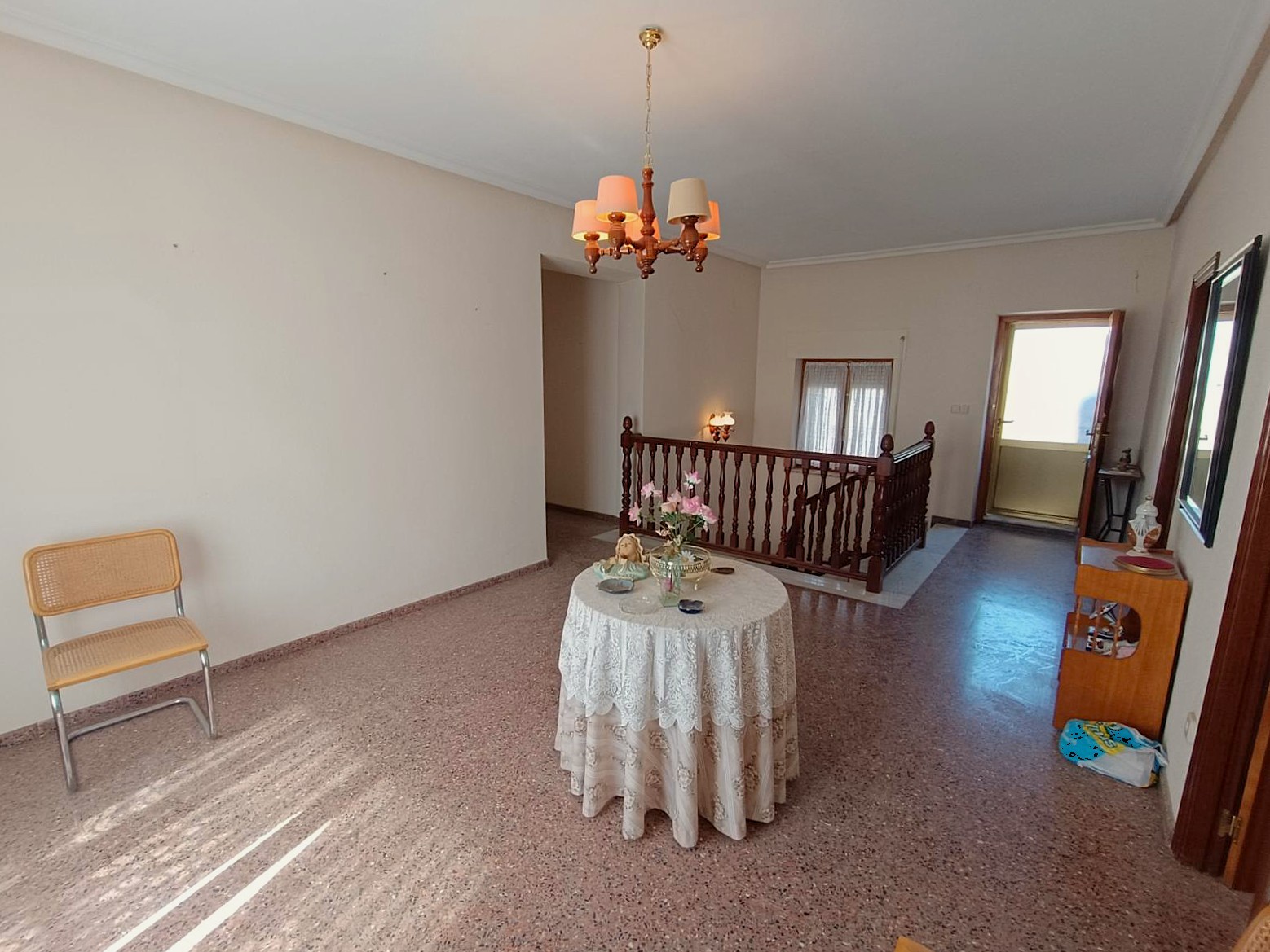 Finca 6 Slaapkamers Monóvar Alicante met Uitgebreide Paardenfaciliteiten