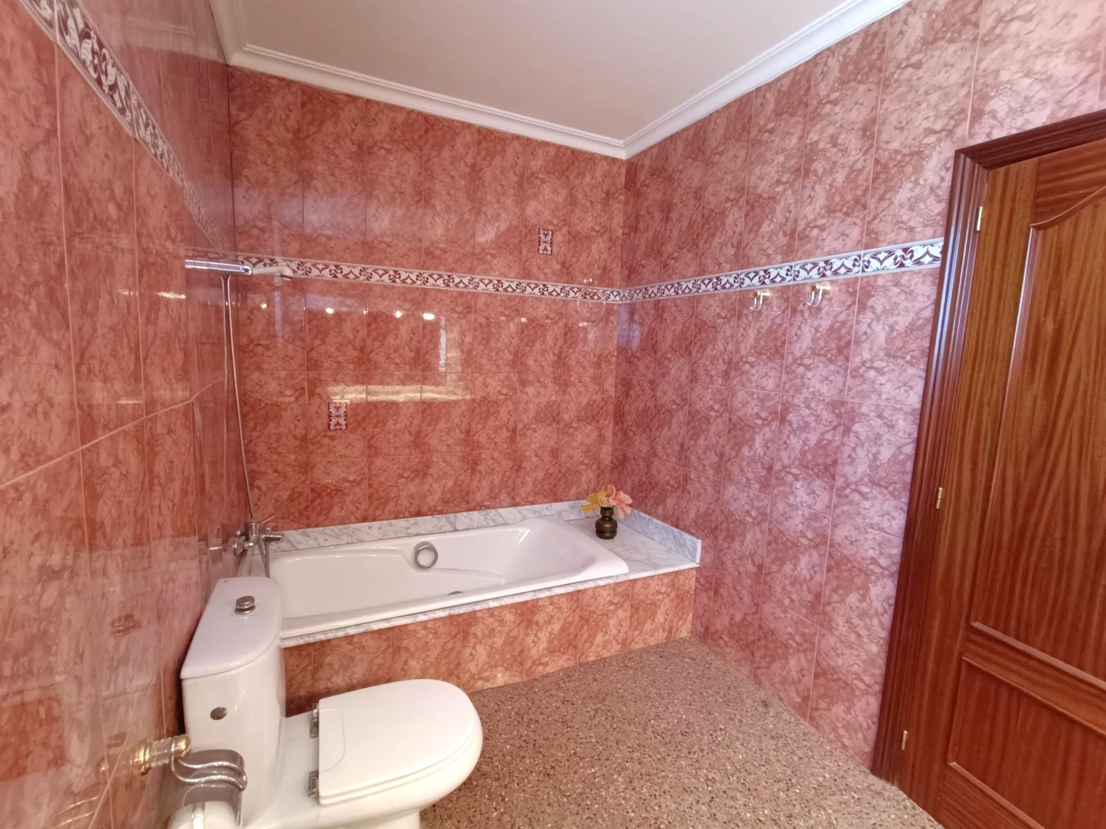 Finca 6 Slaapkamers Monóvar Alicante met Uitgebreide Paardenfaciliteiten