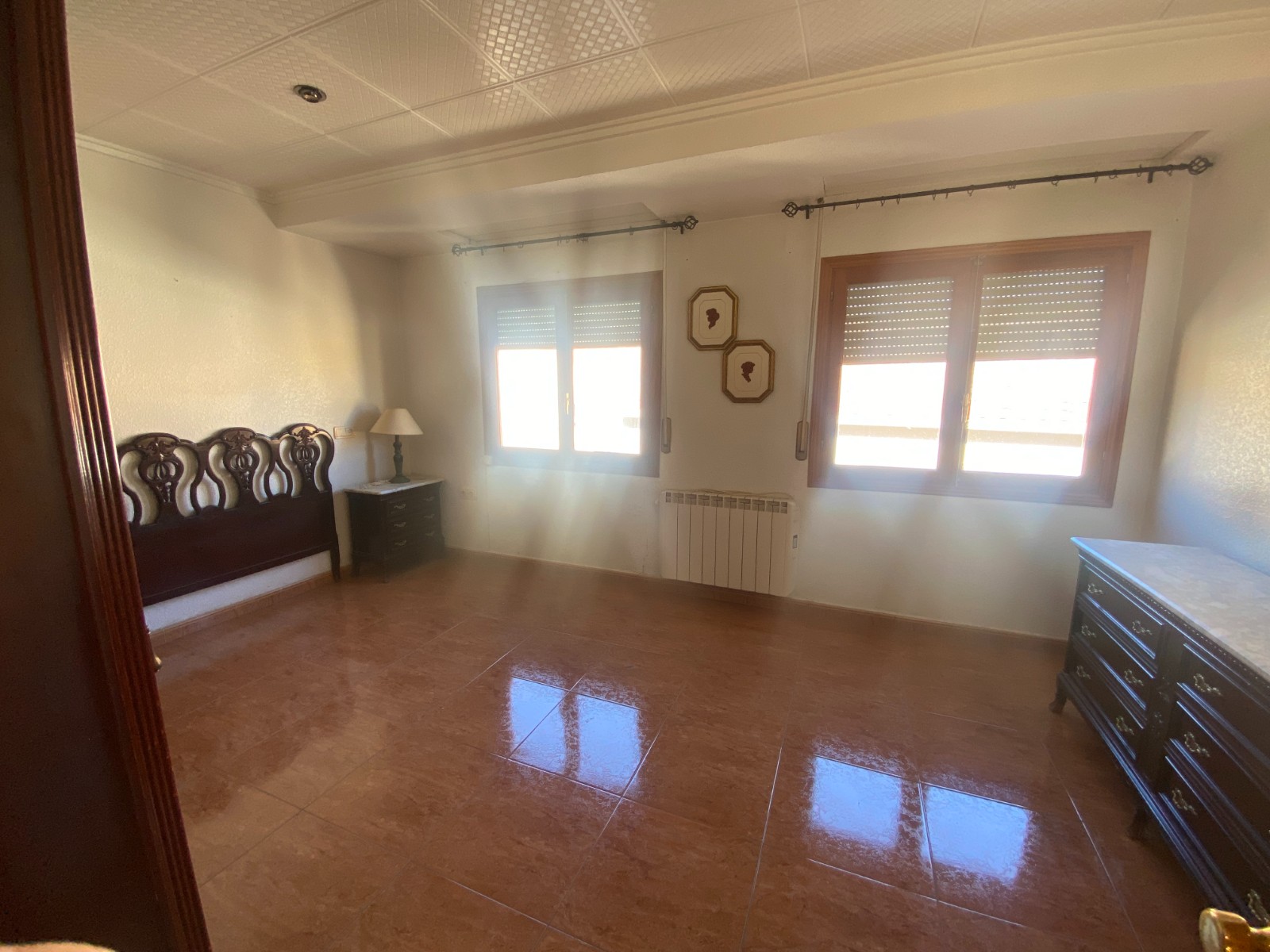 Three Bedroom Apartment in Salinas with Fireplace